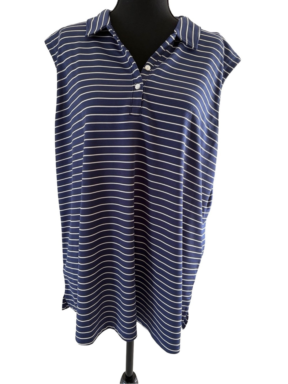 Pebble Beach Navy & White Striped Sleeveless Collared Button-Down